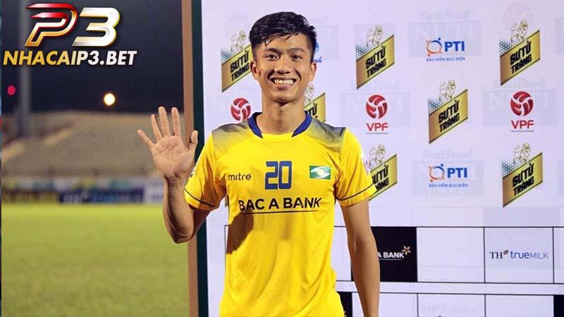 Thông tin tổng quan về cầu thủ Phan Văn Đức bạn cần biết